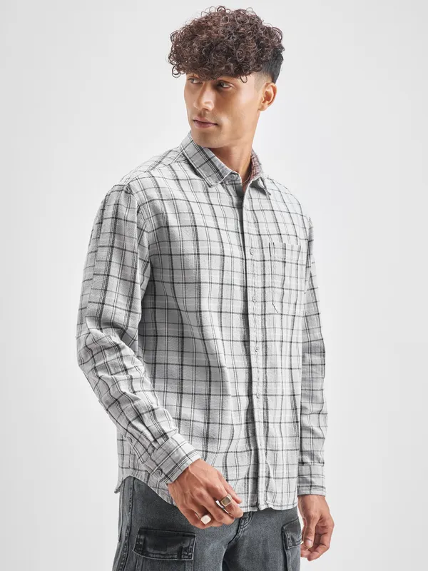 Highlander Men Grey Checked Relaxed Fit Casual Shirt