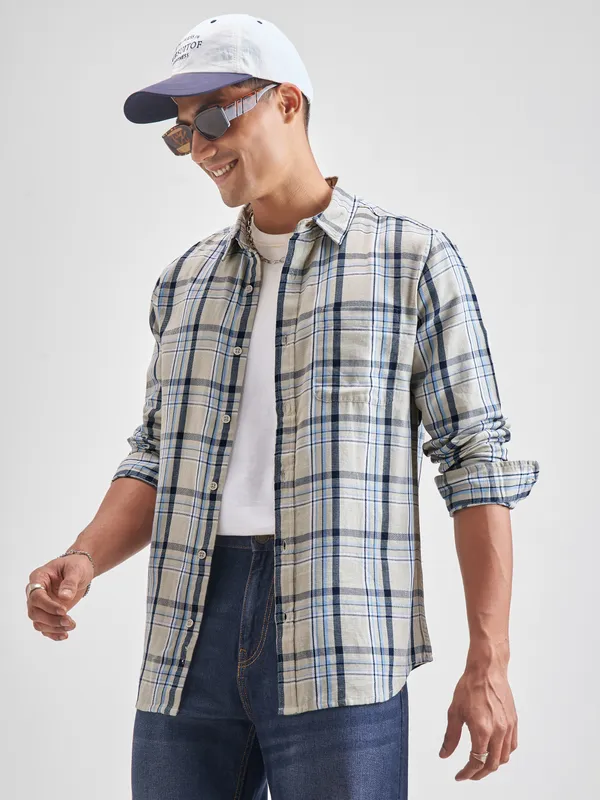 Highlander Men Blue Checked Slim Fit Casual Shirt