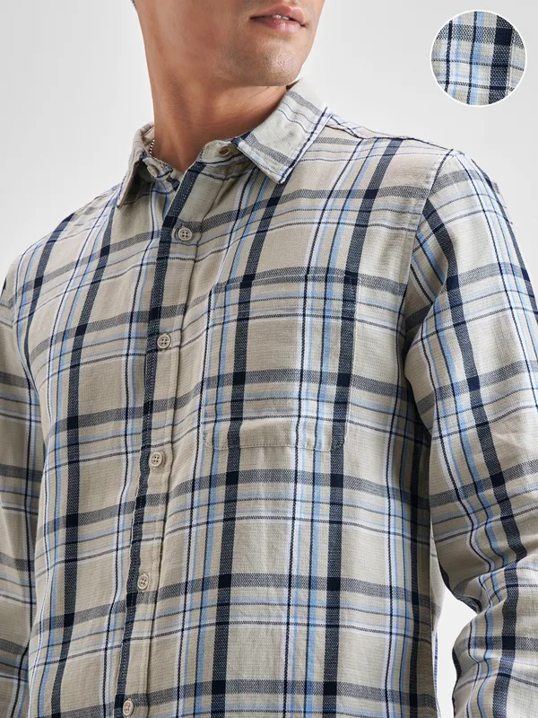 Highlander Men Blue Checked Slim Fit Casual Shirt