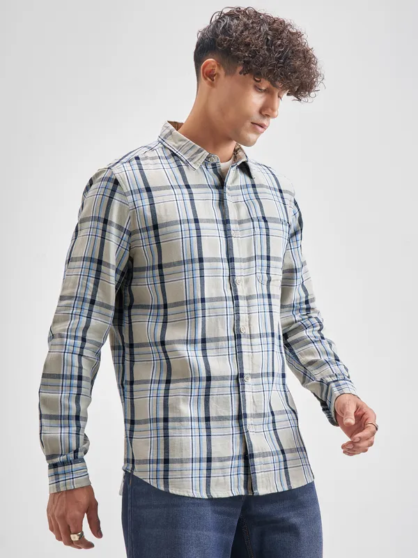 Highlander Men Blue Checked Slim Fit Casual Shirt