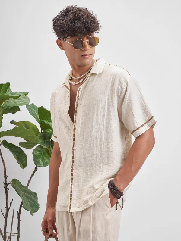 Highlander Men Beige Self Design Relaxed Fit Casual Shirt