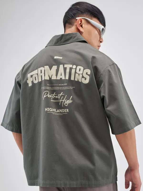 Highlander Men Charcoal Printed Boxy Fit Casual Shirt