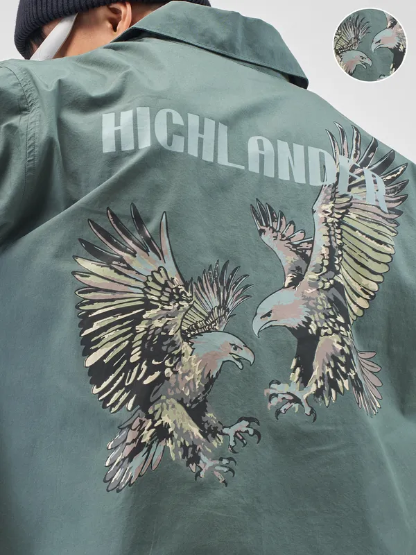 Highlander Men Green Printed Boxy Fit Casual Shirt