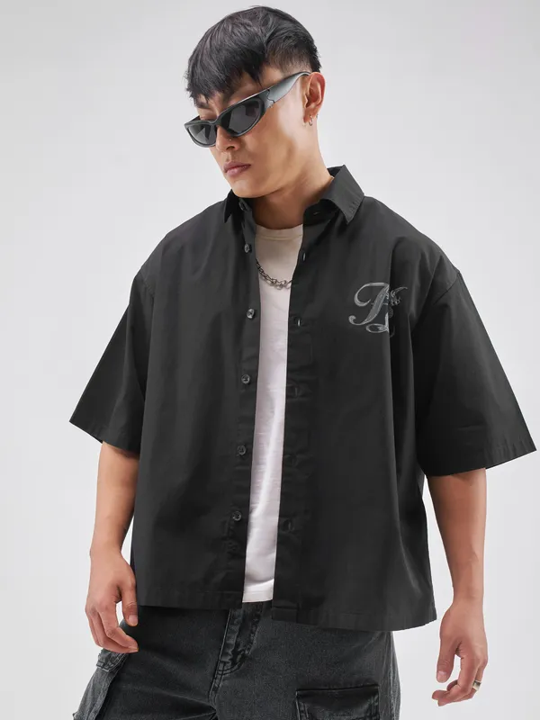 Highlander Men Black Printed Boxy Fit Casual Shirt