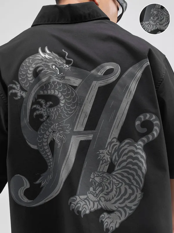 Highlander Men Black Printed Boxy Fit Casual Shirt