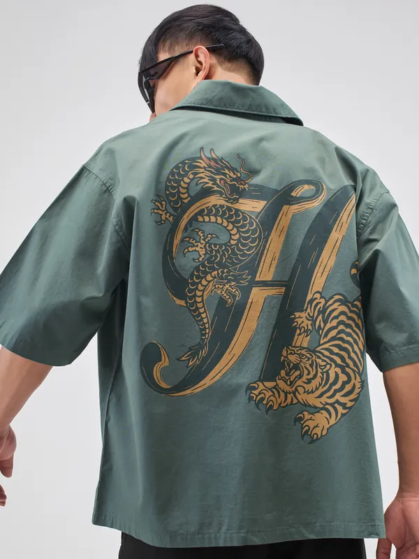 Highlander Men Green Printed Boxy Fit Casual Shirt