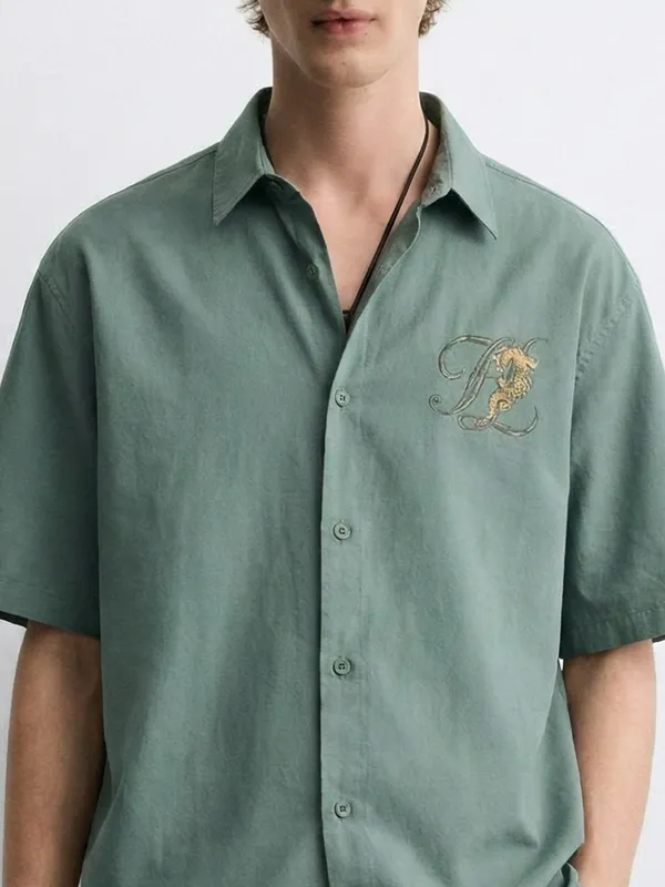 Highlander Men Green Printed Boxy Fit Casual Shirt