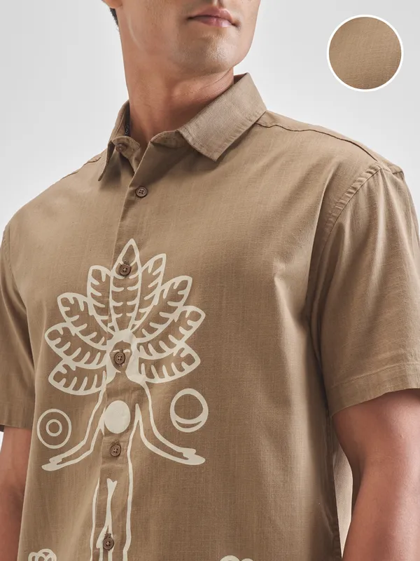 Highlander Men Brown Printed Relaxed Fit Casual Shirt
