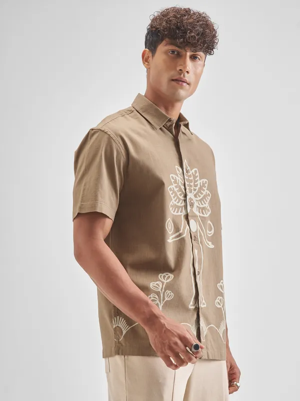 Highlander Men Brown Printed Relaxed Fit Casual Shirt