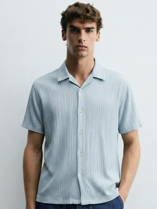 Highlander Men Blue Self Design Relaxed Fit Casual Shirt