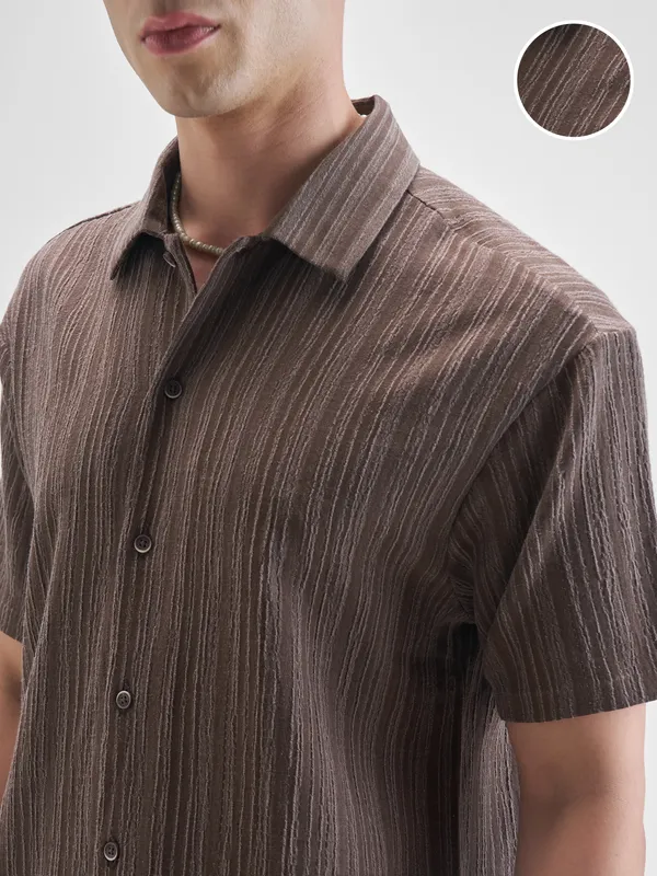Highlander Men Brown Self Design Relaxed Fit Casual Shirt