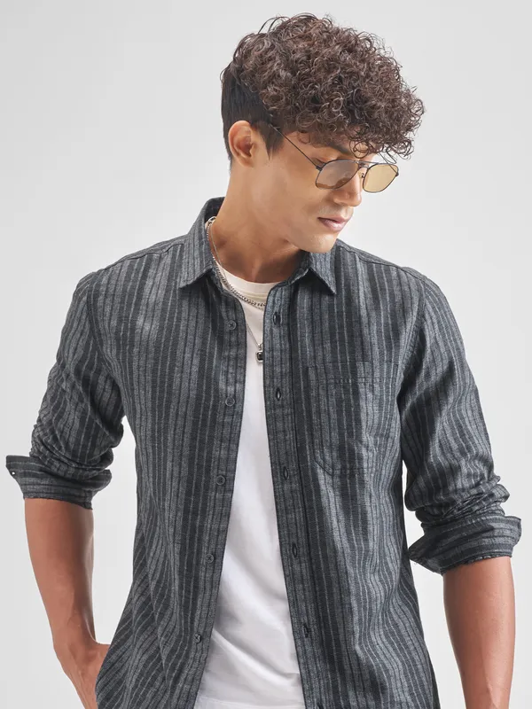 Highlander Men Grey Striped Slim Fit Casual Shirt