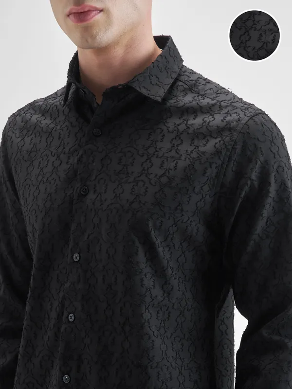 Highlander Men Black Self Design Slim Fit Casual Shirt