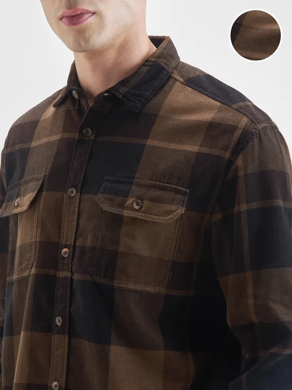 Men Relaxed Fit Casual Shirt