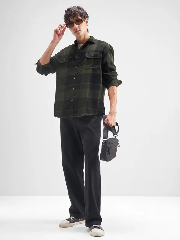 Men Relaxed Fit Casual Shirt