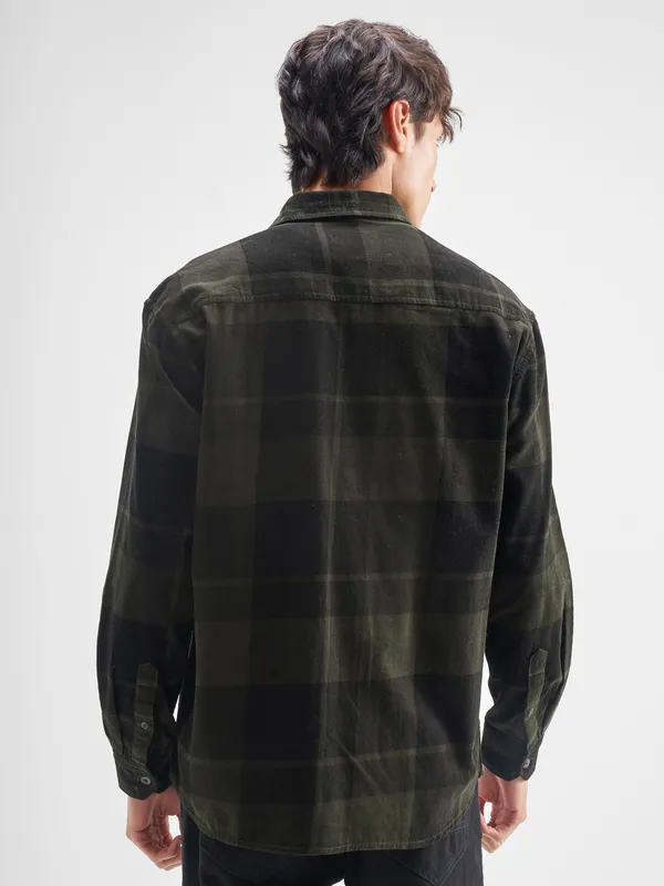 Men Relaxed Fit Casual Shirt