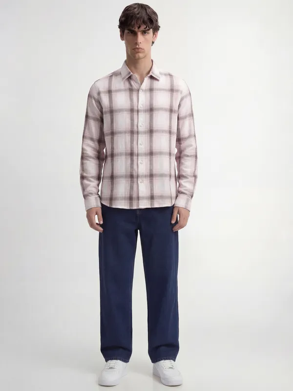 Highlander Men Pink Checked Regular Fit Casual Shirt