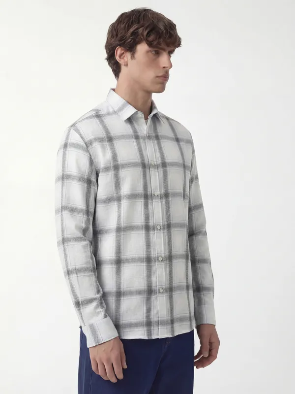 Highlander Men Blue Checked Regular Fit Casual Shirt