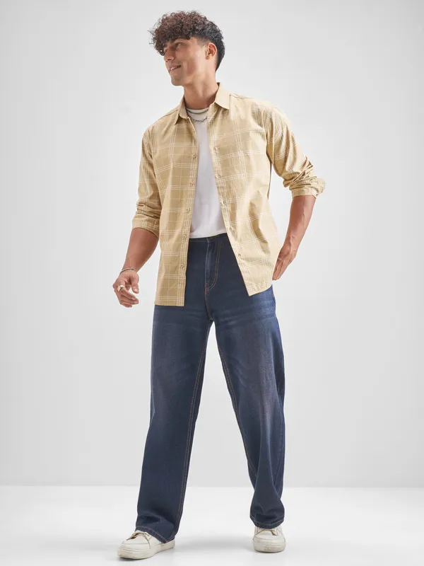 Highlander Men Beige Checked Regular Fit Casual Shirt