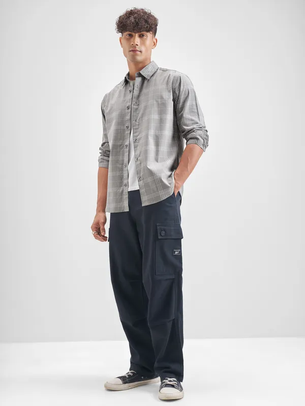 Highlander Men Grey Checked Regular Fit Casual Shirt