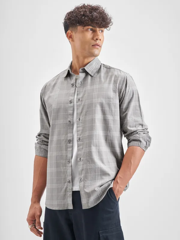 Highlander Men Grey Checked Regular Fit Casual Shirt