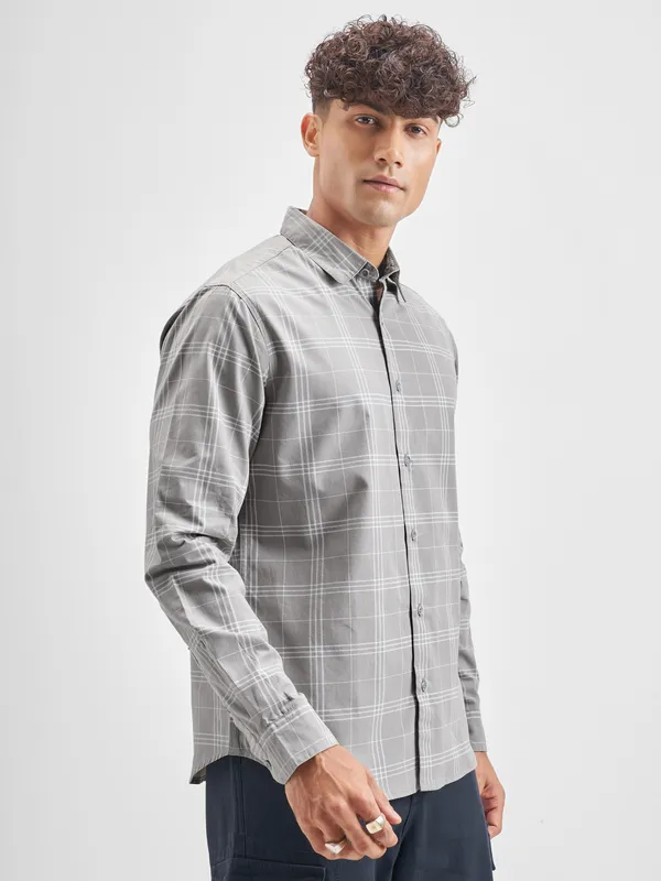 Highlander Men Grey Checked Regular Fit Casual Shirt