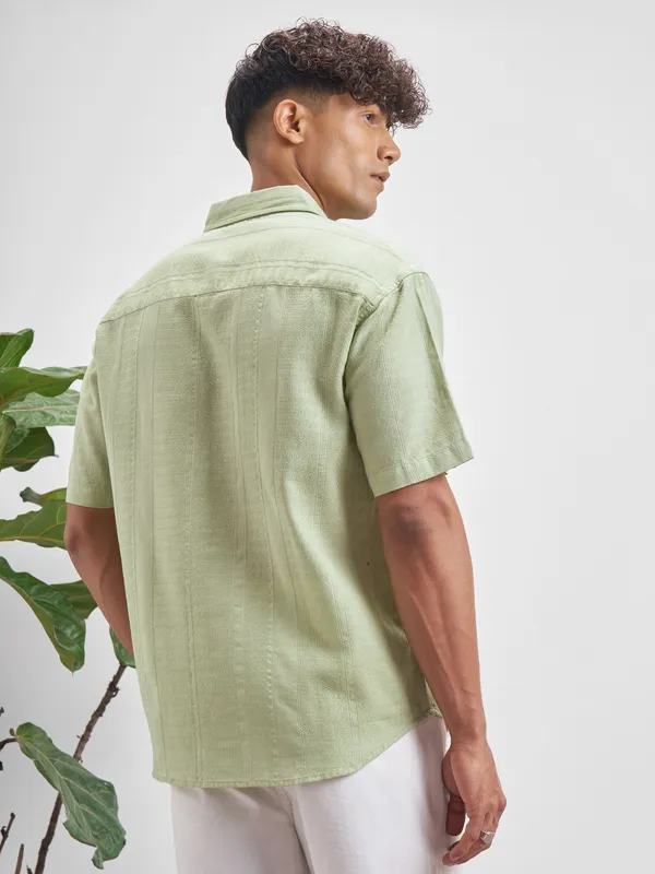 Highlander Men Green Self Design Relaxed Fit Casual Shirt