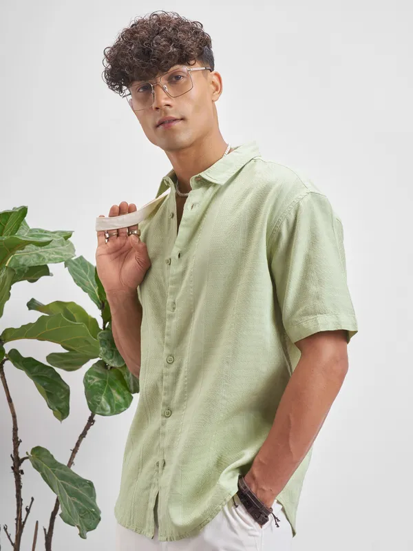 Highlander Men Green Self Design Relaxed Fit Casual Shirt