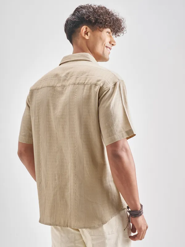 Highlander Men Beige Self Design Relaxed Fit Casual Shirt