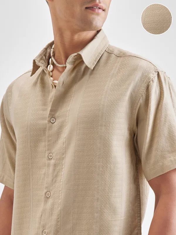 Highlander Men Beige Self Design Relaxed Fit Casual Shirt