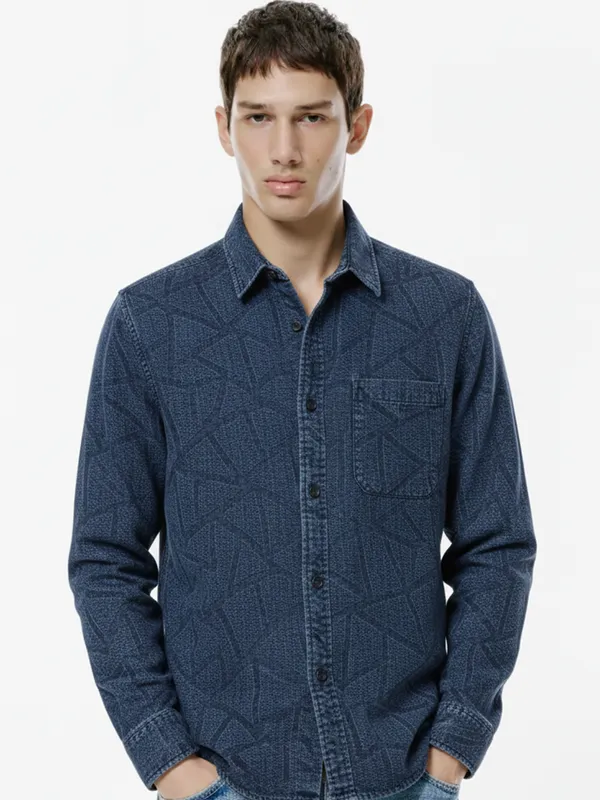 Highlander Men Blue Self Design Slim Fit Casual Shirt