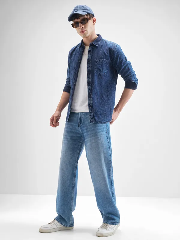 Highlander Men Blue Self Design Slim Fit Casual Shirt