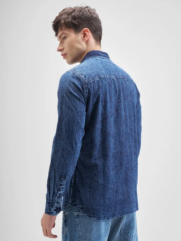 Highlander Men Blue Self Design Slim Fit Casual Shirt