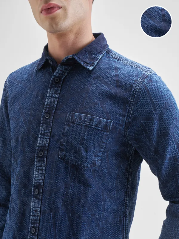 Highlander Men Blue Self Design Slim Fit Casual Shirt