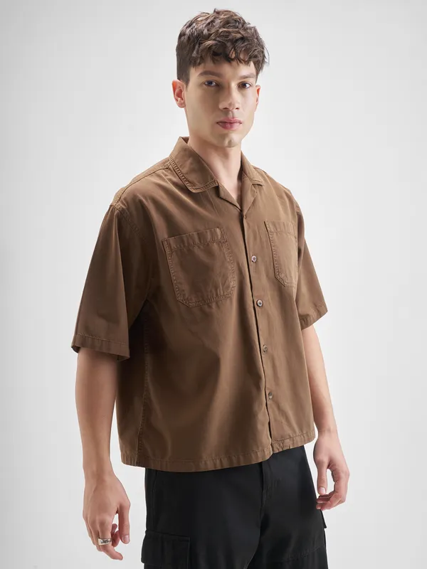Highlander Men Brown Solid Boxy Fit Casual Shirt