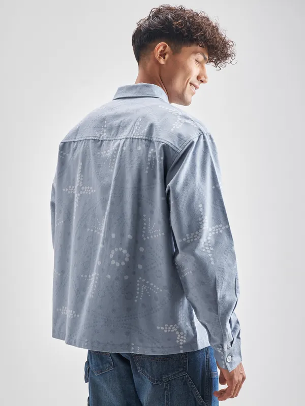 Highlander Men Blue Printed Boxy Casual Shirt