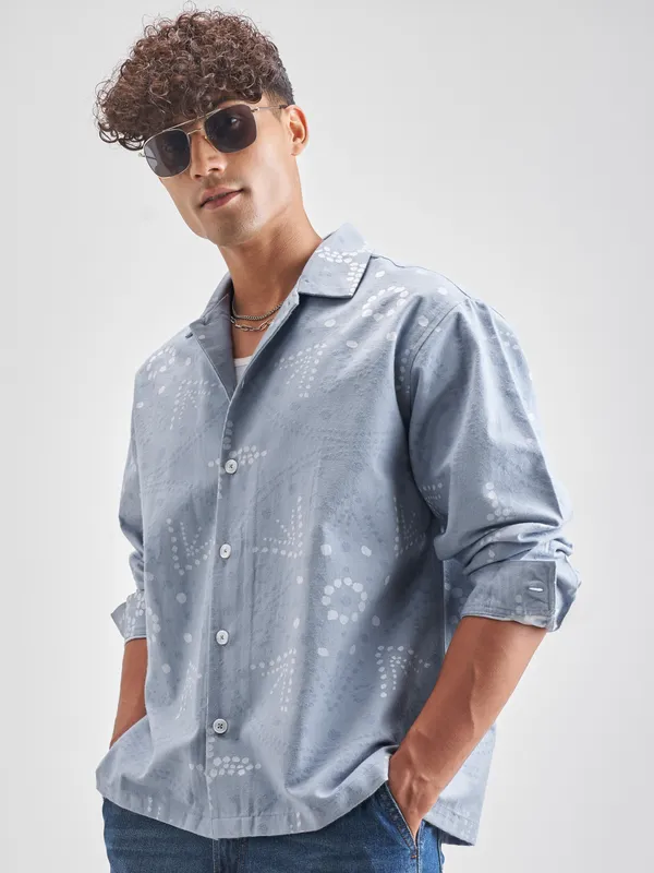 Highlander Men Blue Printed Boxy Casual Shirt