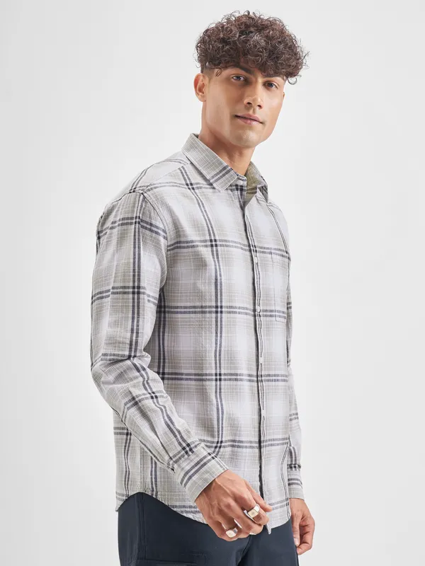 Highlander Men Grey Checked Relaxed Fit Casual Shirt
