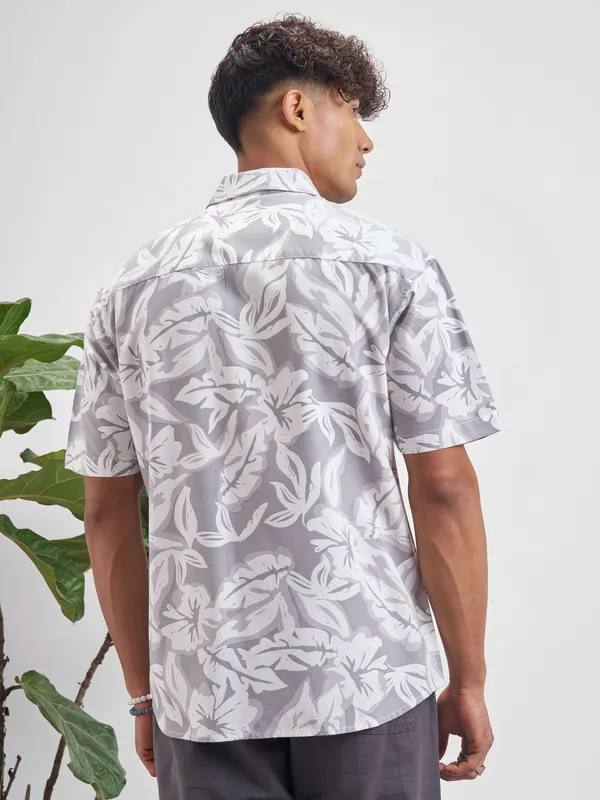 Highlander Men Grey Printed Relaxed Fit Casual Shirt