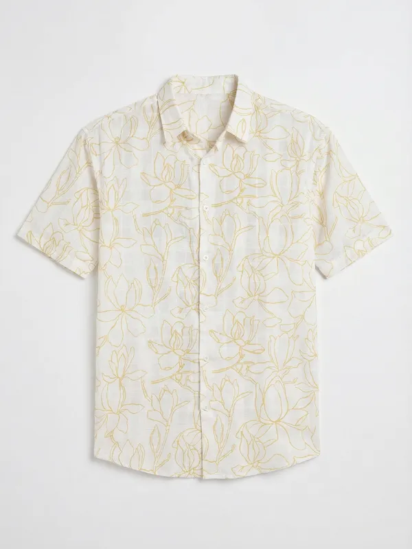 Highlander Men White Printed Relaxed Fit Casual Shirt