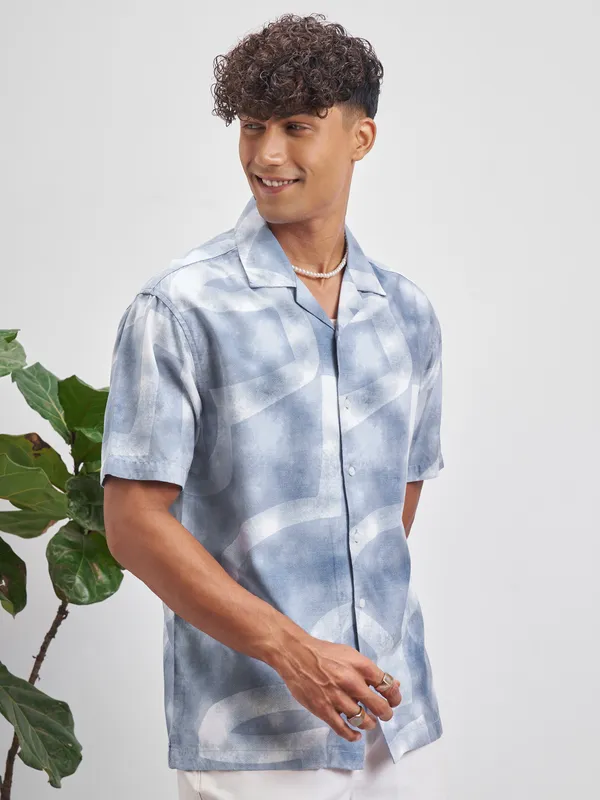 Highlander Men Blue Printed Relaxed Fit Casual Shirt