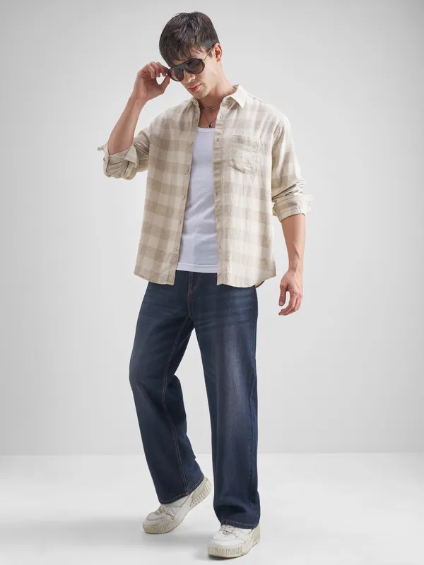 Highlander Men Beige Checked Relaxed Fit Casual Shirt