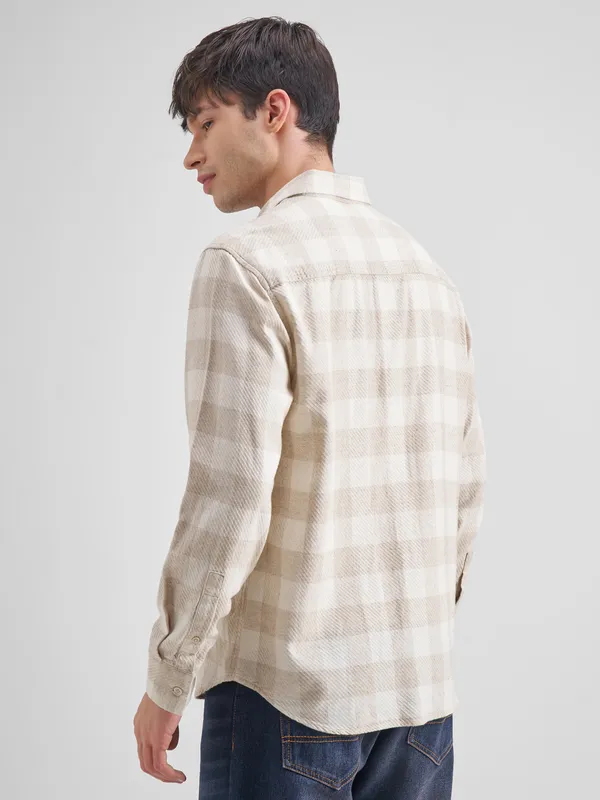 Highlander Men Beige Checked Relaxed Fit Casual Shirt