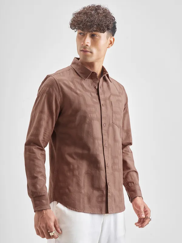 Highlander Men Brown Self Desgin Slim Fit Casual Shirt