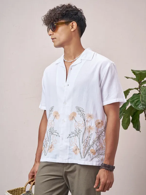 Men Relaxed Fit Casual Shirt