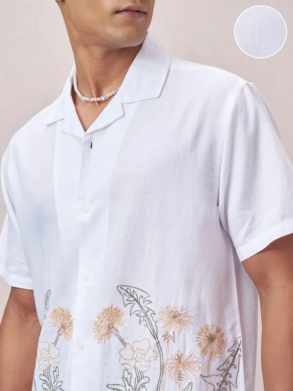 Men Relaxed Fit Casual Shirt