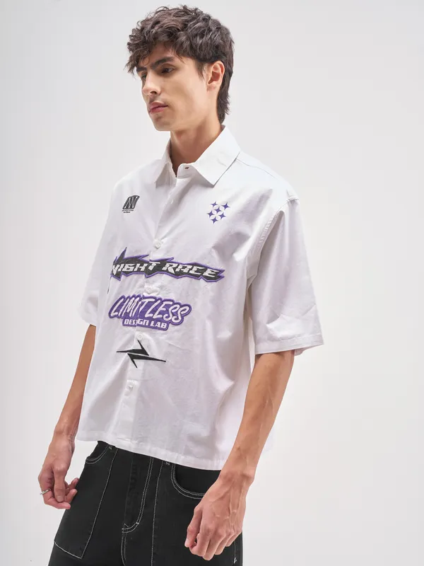 Highlander Men White Printed Boxy Fit Casual Shirt