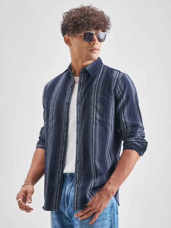 Highlander Men Navy Blue Striped Slim Fit Casual Shirt