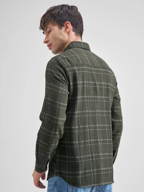 Highlander Men Green Checked Slim Fit Casual Shirt