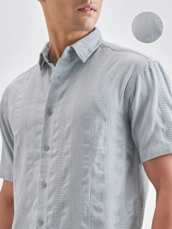 Highlander Men Grey Self Design Relaxed Fit Casual Shirt